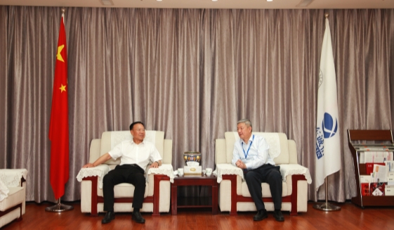 國(guó)網(wǎng)山東省電力公司副總經(jīng)理、黨委委員盧剛蒞臨山東誠(chéng)信調(diào)研